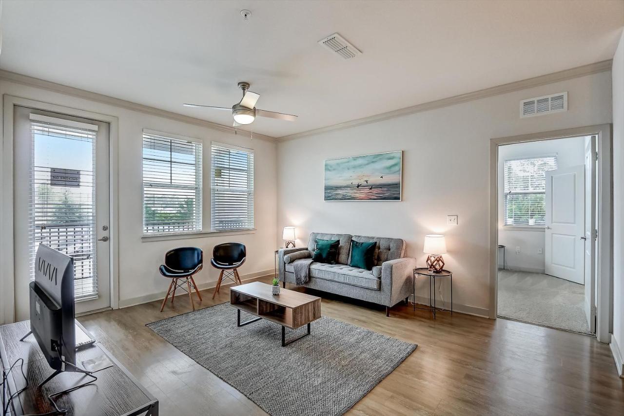 Frontdesk The Point At Tamaya Apts Jacksonville Apartment Стая снимка